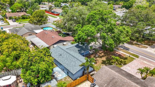 1090 16TH AVENUE SW, Largo, FL 33770