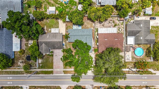 1090 16TH AVENUE SW, Largo, FL 33770