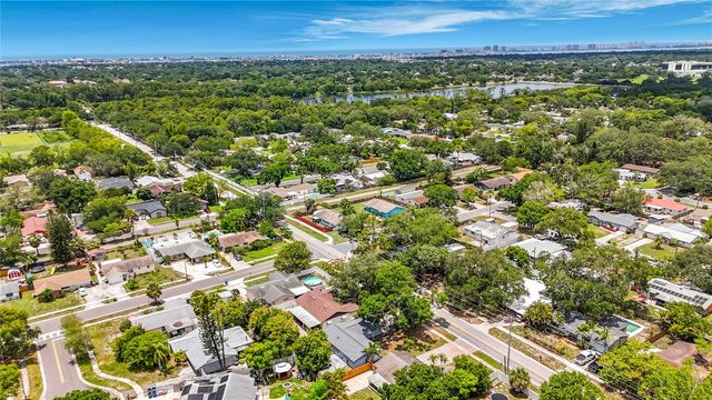 1090 16TH AVENUE SW, Largo, FL 33770
