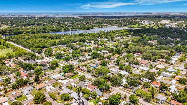 1090 16TH AVENUE SW, Largo, FL 33770
