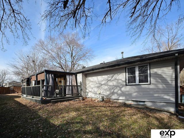 1741 W Sewell Street, Lincoln, NE 68522