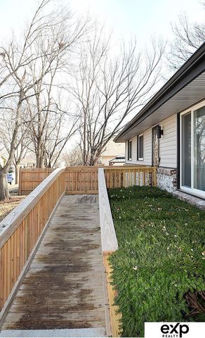 1741 W Sewell Street, Lincoln, NE 68522