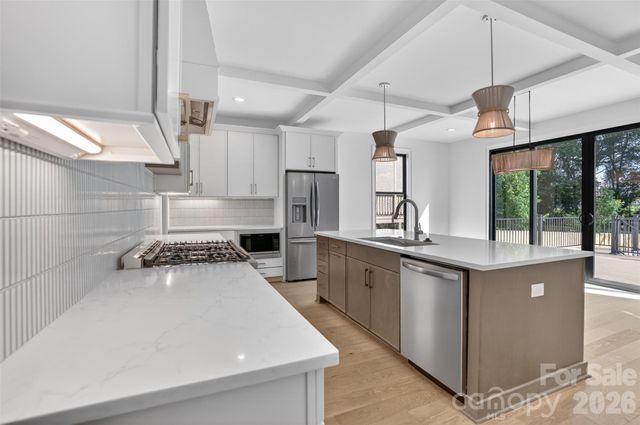 417 W Cama Street, Charlotte, NC 28217