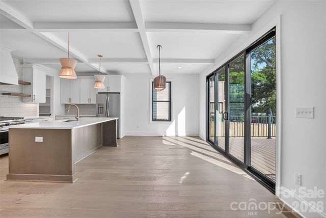 417 W Cama Street, Charlotte, NC 28217