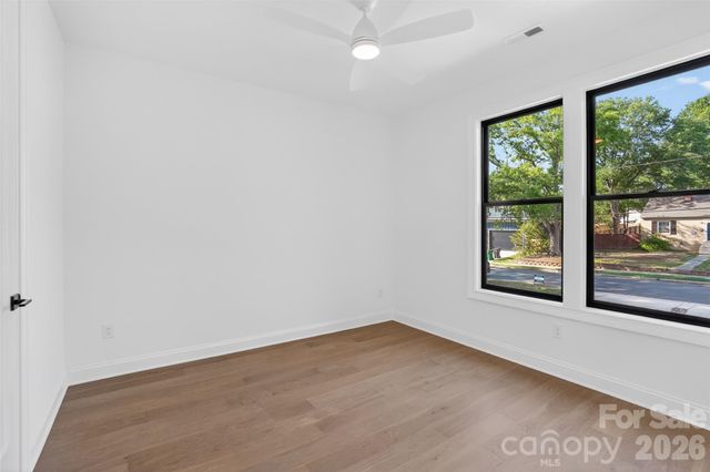 417 W Cama Street, Charlotte, NC 28217