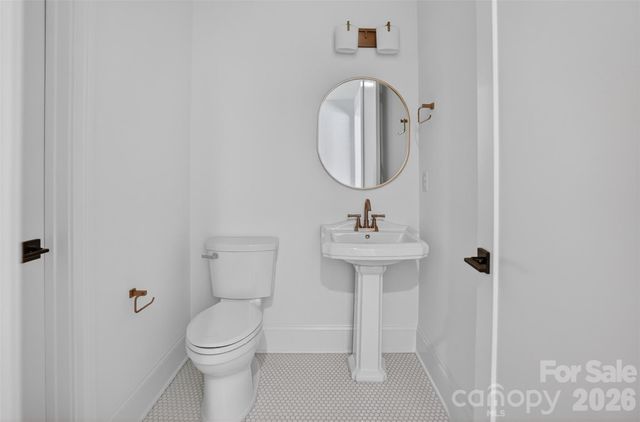 417 W Cama Street, Charlotte, NC 28217