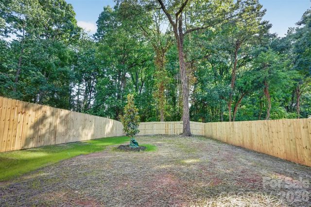 417 W Cama Street, Charlotte, NC 28217