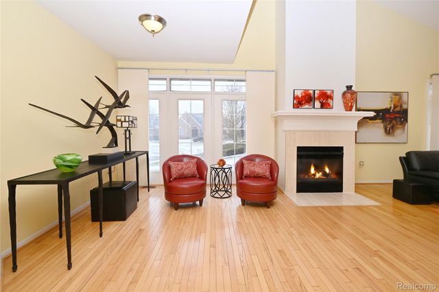 59779 Glacier Spring Drive S, Washington Township, MI 48094