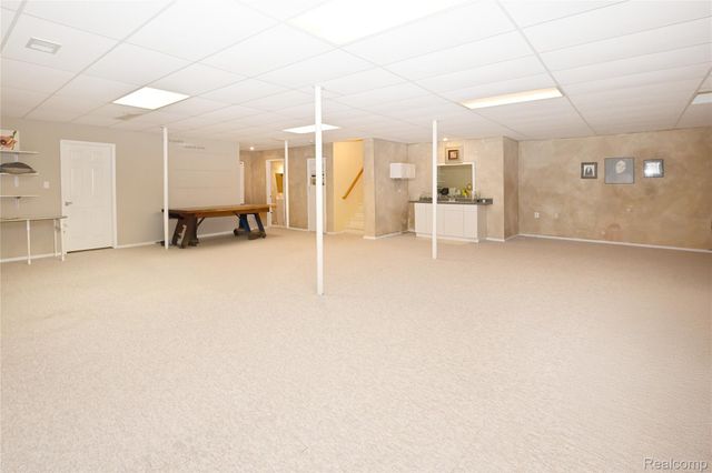 59779 Glacier Spring Drive S, Washington Township, MI 48094