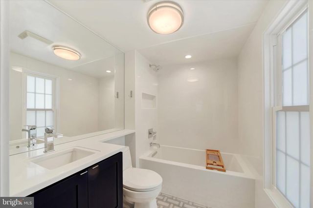 112 HOOKS LN, Baltimore, MD 21208
