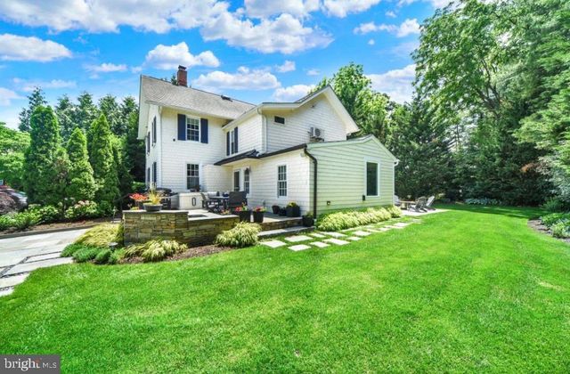 112 HOOKS LN, Baltimore, MD 21208