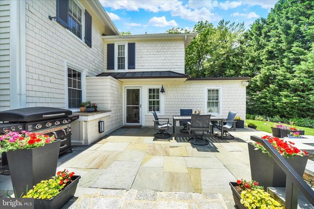 112 HOOKS LN, Baltimore, MD 21208