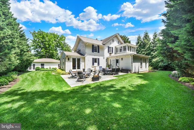 112 HOOKS LN, Baltimore, MD 21208
