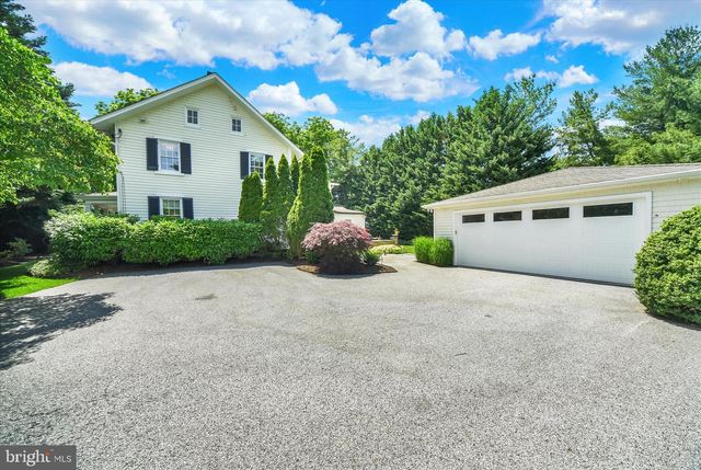 112 HOOKS LN, Baltimore, MD 21208