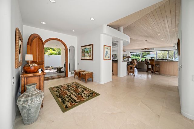 206 Heleuma Pl, Kihei, HI 96753