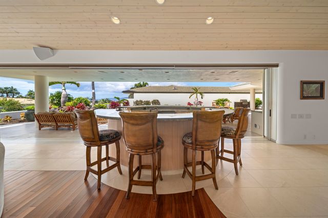 206 Heleuma Pl, Kihei, HI 96753