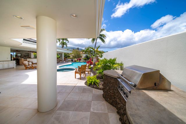 206 Heleuma Pl, Kihei, HI 96753