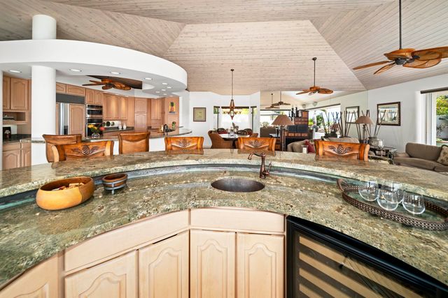 206 Heleuma Pl, Kihei, HI 96753