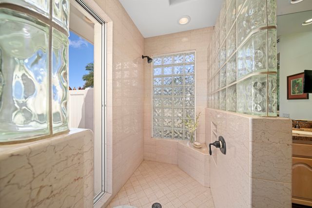 206 Heleuma Pl, Kihei, HI 96753