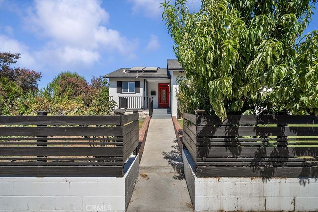 14373 Berg, Sylmar, CA 91342
