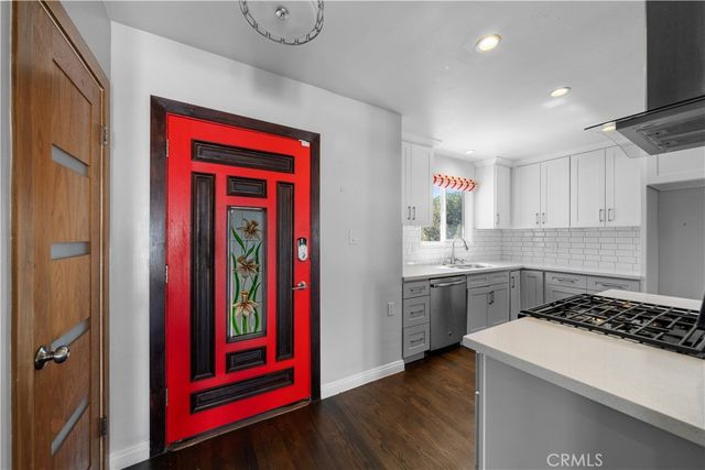 14373 Berg, Sylmar, CA 91342