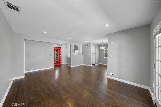 14373 Berg, Sylmar, CA 91342