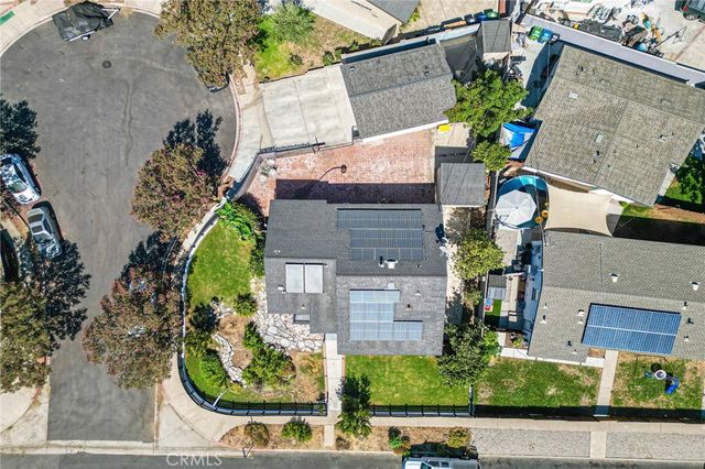 14373 Berg, Sylmar, CA 91342