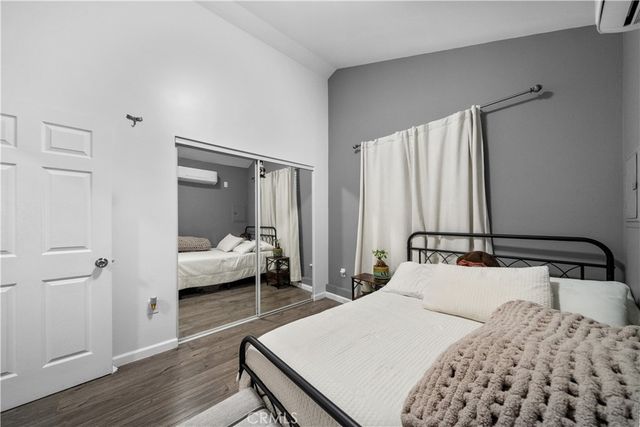 14373 Berg, Sylmar, CA 91342