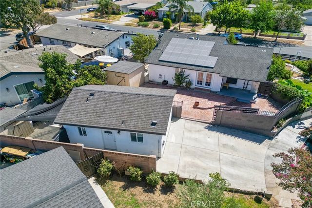 14373 Berg, Sylmar, CA 91342