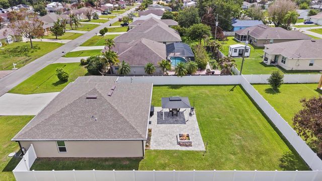 380 SW Donna Terrace, Port St. Lucie, FL 34984
