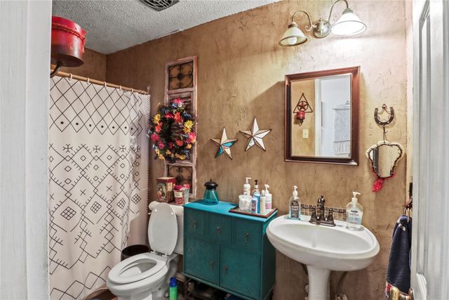 160 Vz County Road 4130, Canton, TX 75103