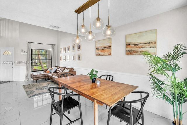 223 SW 159th Way, Sunrise, FL 33326