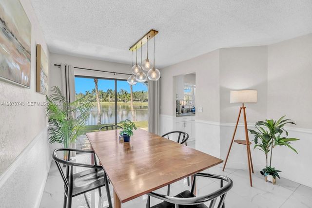 223 SW 159th Way, Sunrise, FL 33326