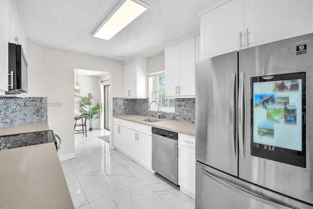 223 SW 159th Way, Sunrise, FL 33326