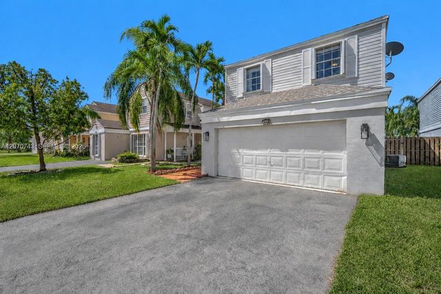 223 SW 159th Way, Sunrise, FL 33326