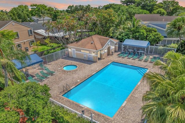 223 SW 159th Way, Sunrise, FL 33326