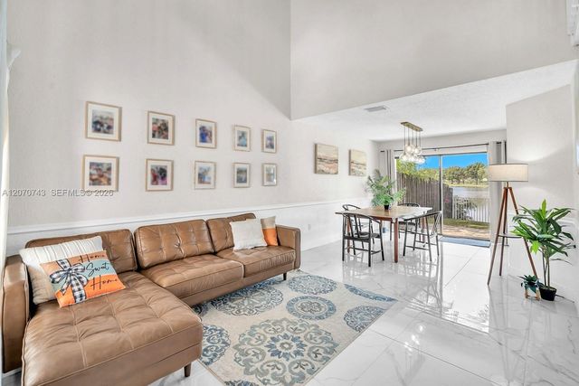 223 SW 159th Way, Sunrise, FL 33326