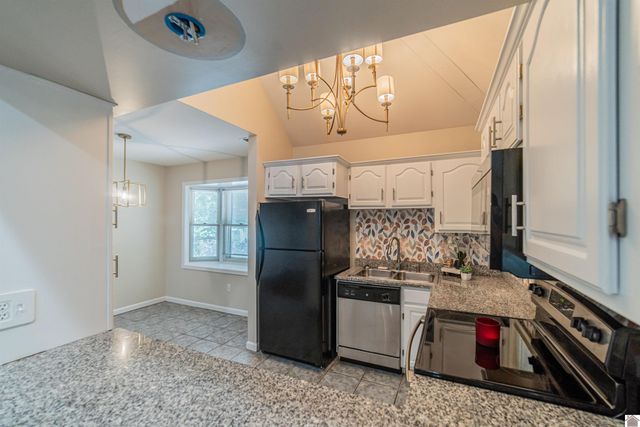 922 Stonebrook Drive # 2, Paducah, KY 42003