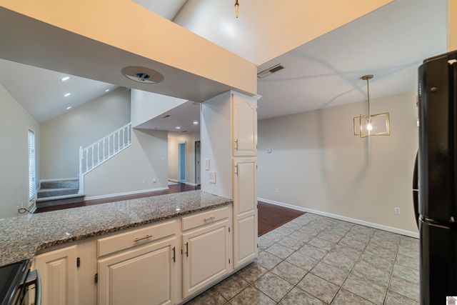 922 Stonebrook Drive # 2, Paducah, KY 42003