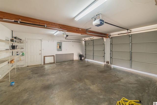 922 Stonebrook Drive # 2, Paducah, KY 42003