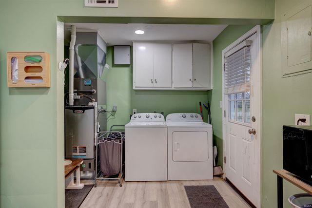 1513 MacArthur Circle, Evansville, IN 47714