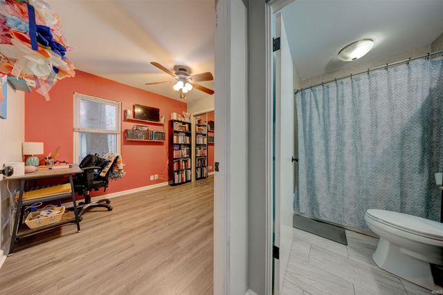 1513 MacArthur Circle, Evansville, IN 47714