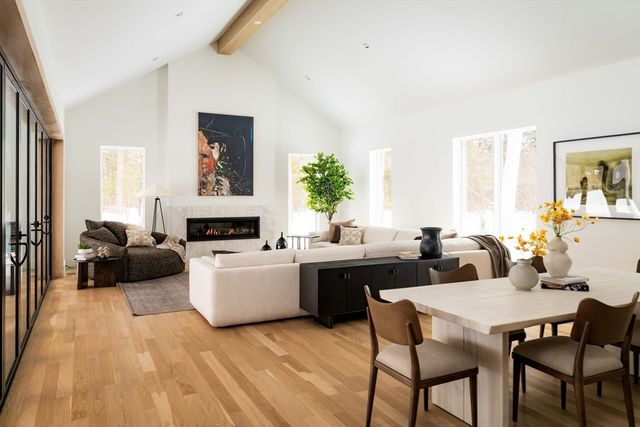 365 Charles River St, Needham, MA 02492