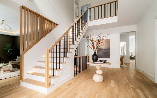 365 Charles River St, Needham, MA 02492