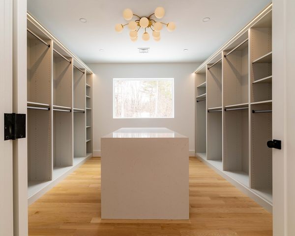 365 Charles River St, Needham, MA 02492