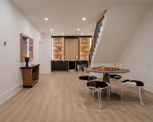 365 Charles River St, Needham, MA 02492