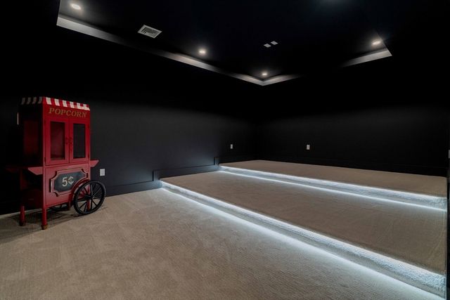 365 Charles River St, Needham, MA 02492