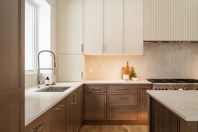 365 Charles River St, Needham, MA 02492