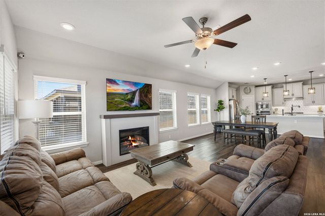 1521 spechts, New Braunfels, TX 78132