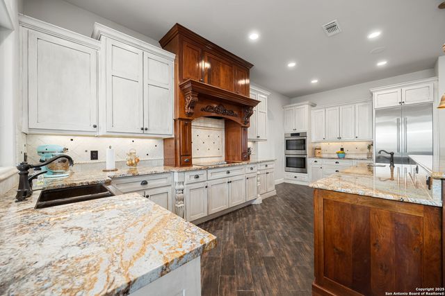 114 Hunters View, Boerne, TX 78006